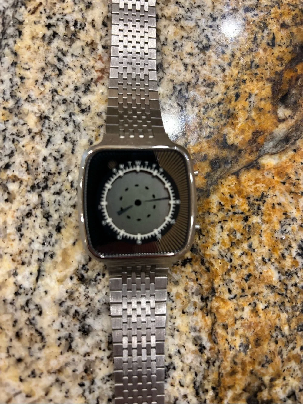 Rare 1979 Texas Instruments Starburst LCD Analog Watch